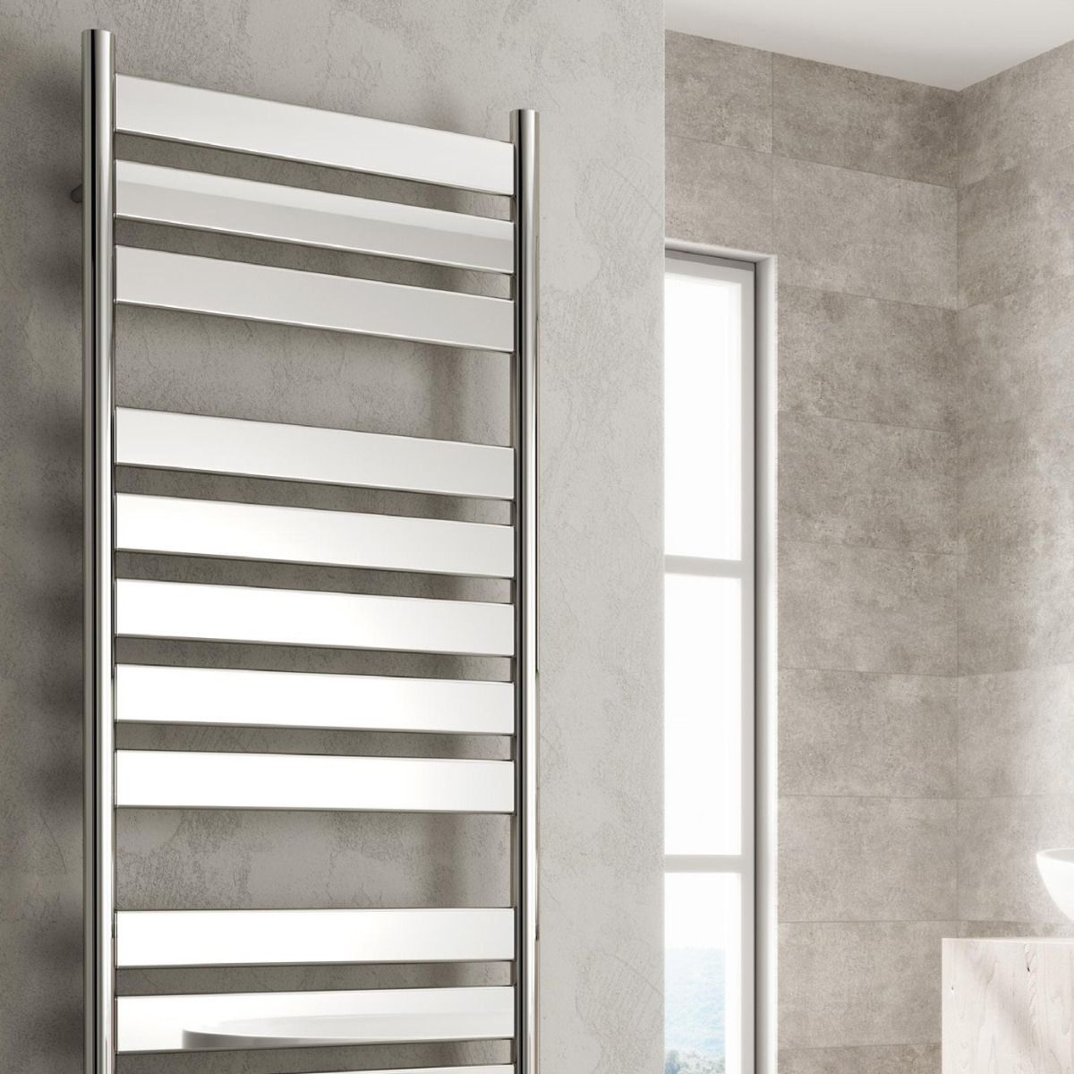 Reina Carpi Chrome Heated Towel Rail