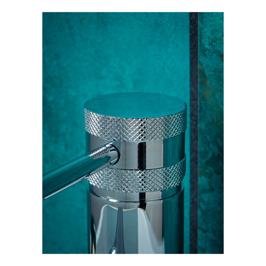 Scudo Core Mono Basin Mixer Tap, Chrome - detail