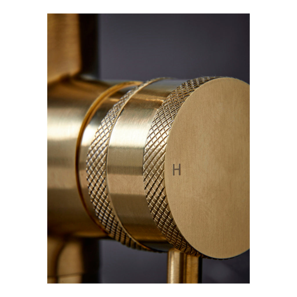 Scudo Core Freestanding Bath Shower Mixer Tap, Brushed Brass - detail