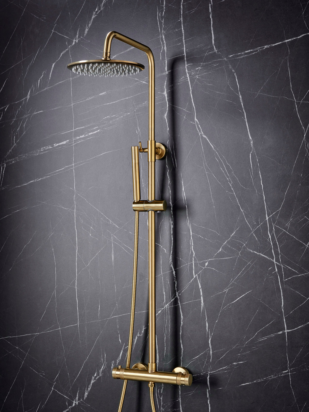 Scudo Core Round Rigid Riser Shower Kit - lifestyle