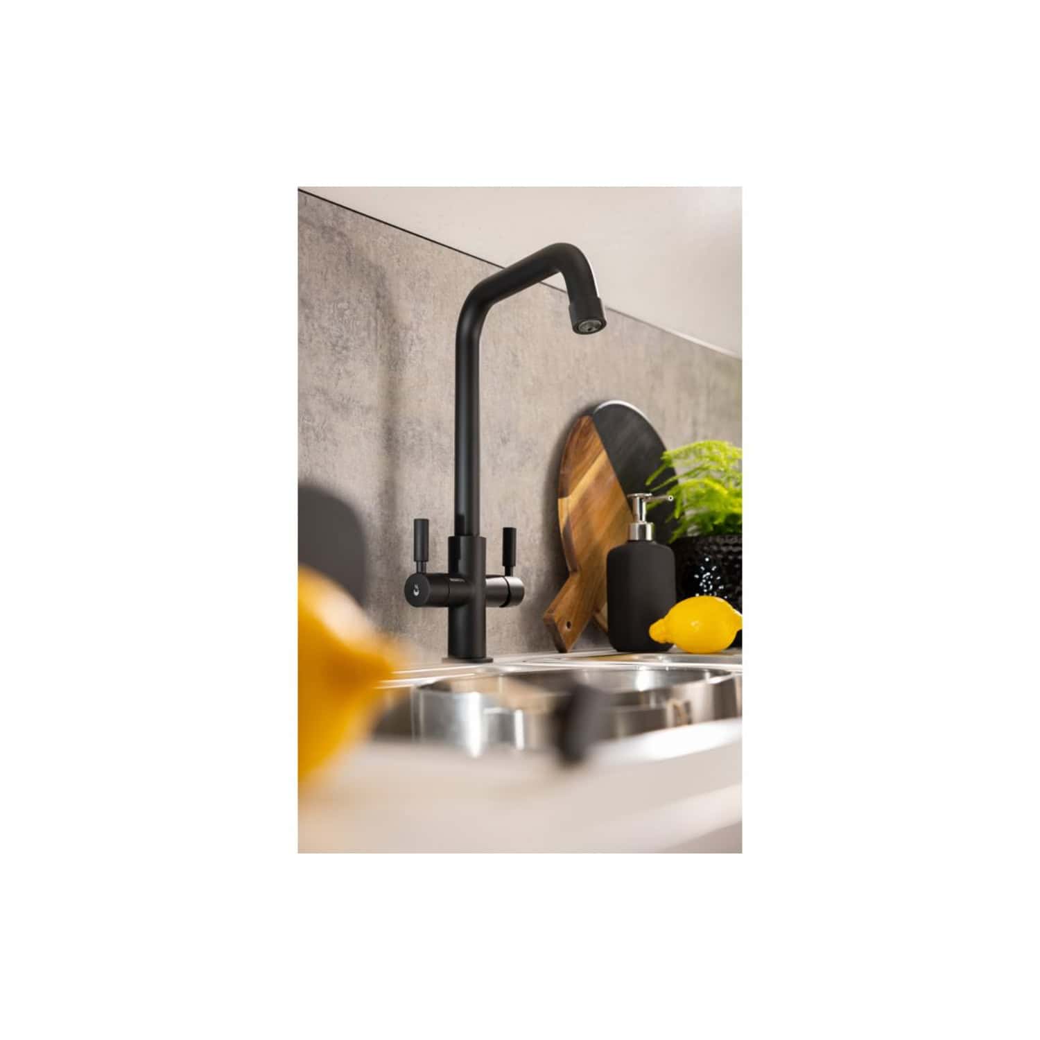Sleek black kitchen tap with high-arc design, perfect for modern bathroom and kitchen renovations, featuring a matte finish and contemporary style.