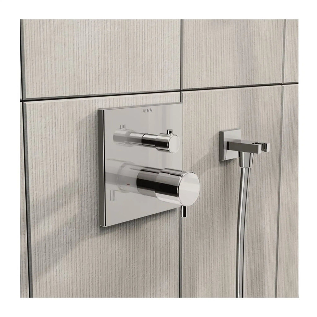 Sleek modern bathroom flush plate with chrome finish, designed for concealed cisterns; perfect for contemporary Bubly bathrooms.