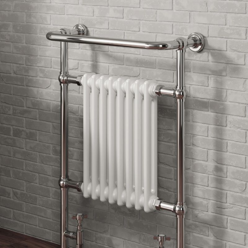 Reina Victoria Chrome/White Traditional Heated Towel Rail