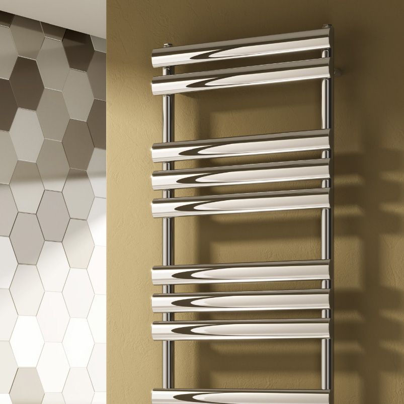 Reina Arbori Chrome Heated Towel Rail