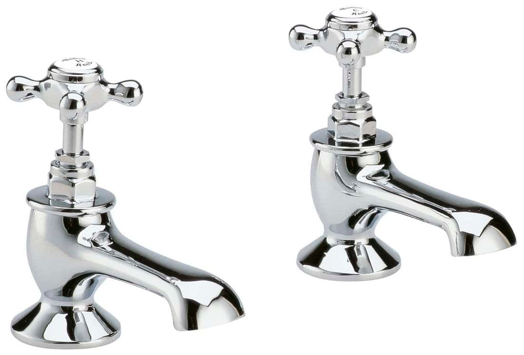 Shiny chrome Victorian-style bathroom tap set with cross handles for classic bathroom fixtures. Ideal for traditional or vintage bathroom renovations. Suitable for sink installations.