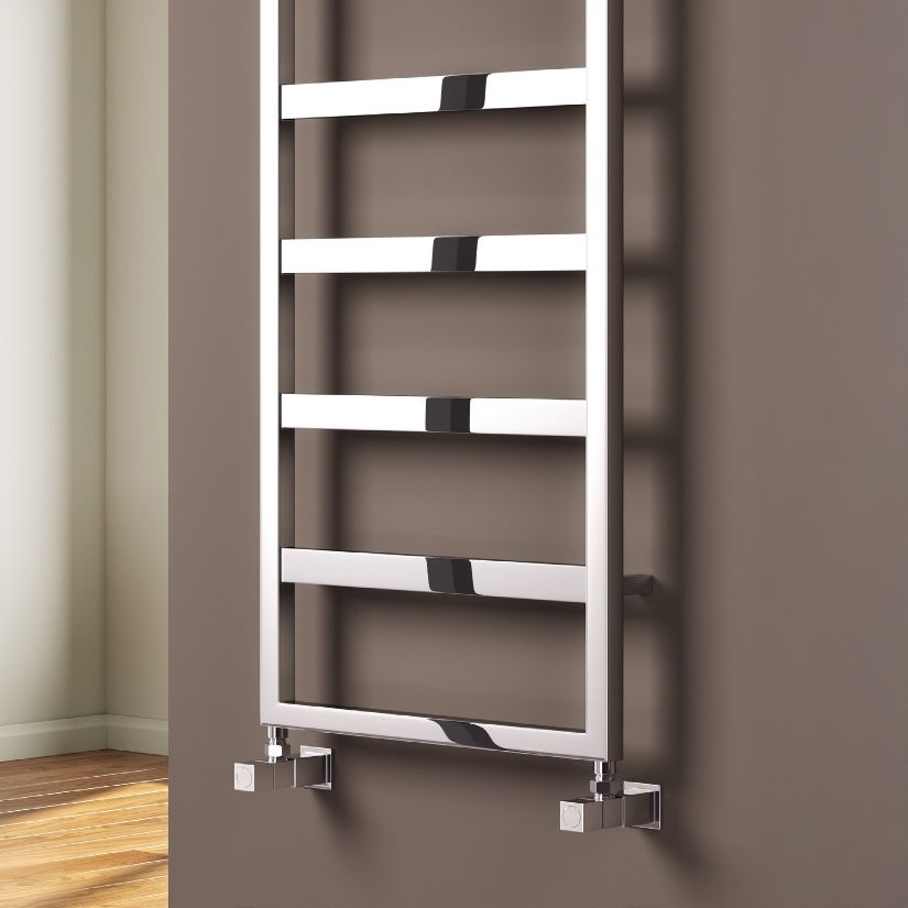 Reina Rezzo Chrome Heated Towel Rail
