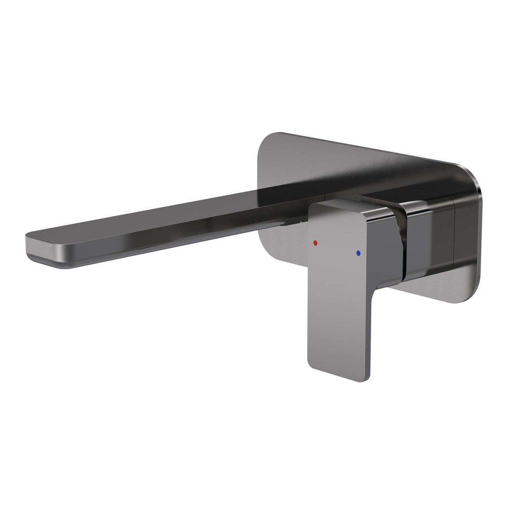 Sleek modern chrome bathroom faucet with digital temperature control, designed for contemporary bathrooms, enhances style and functionality. Perfect for bathroom upgrades.